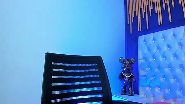 Scarlet fx online show from 09.16.25