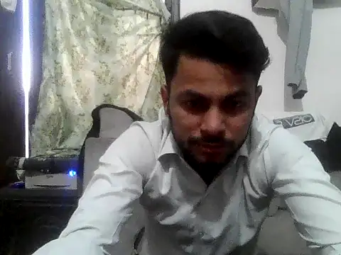 Snapshot of urdreamman chatting on 04.07.26 urdreamman online show from 04.07.26