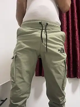 Anassal123 online show from 11.19.25