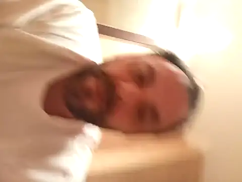 Snapshot of manchego85 chatting on 12.16.25 manchego85 online show from 12.16.25