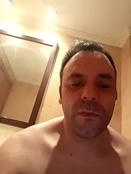 Snapshot of manchego85 chatting on 01.14.26 manchego85 online show from 01.14.26