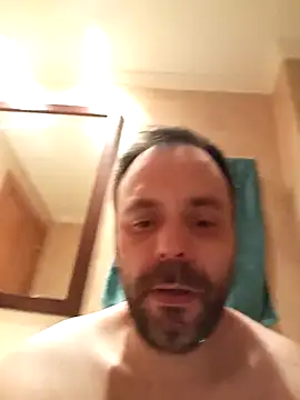 Snapshot of manchego85 chatting on 03.12.26 manchego85 online show from 03.12.26