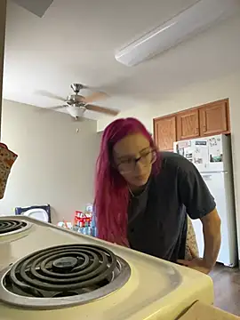 Snapshot of MommaBigTits24 chatting on 03.25.26 MommaBigTits24 online show from 03.25.26