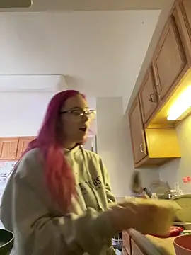 Snapshot of MommaBigTits24 chatting on 03.30.26 MommaBigTits24 online show from 03.30.26