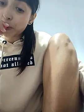 Snapshot of CandyFoxter_ chatting on 10.17.25 CandyFoxter  online show from 10.17.25