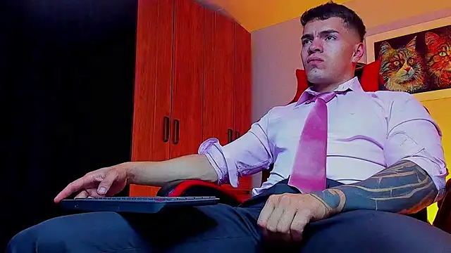 ALPHA DOMINUS  online show from 09.16.25