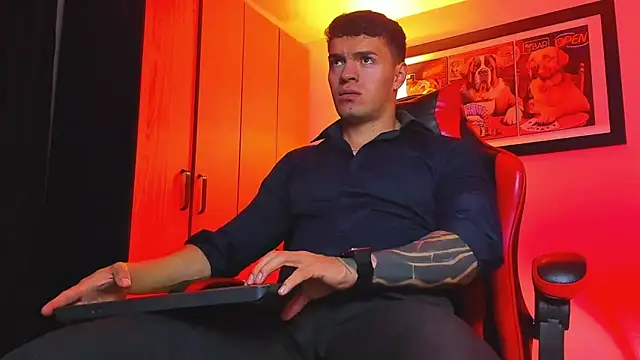 ALPHA DOMINUS  online show from 12.01.25