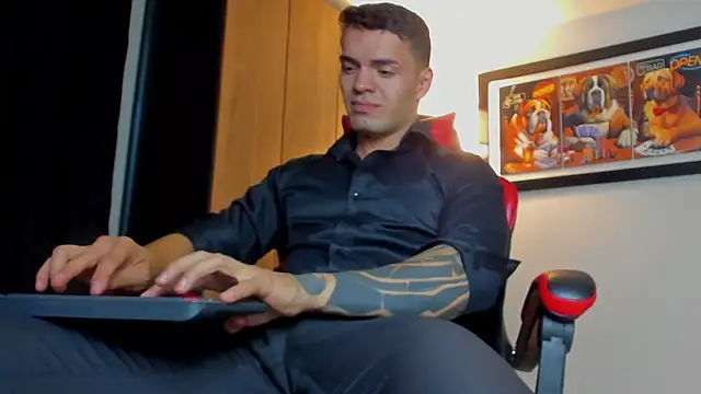 ALPHA DOMINUS  online show from 01.10.26