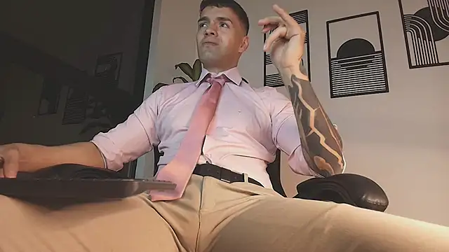Snapshot of ALPHA_DOMINUS_ chatting on 07.16.26 ALPHA DOMINUS online show from 07.16.26