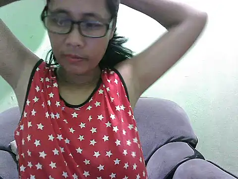 HotLadyPinay32 online show from 05.01.26