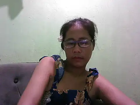 HotLadyPinay32 online show from 05.08.26