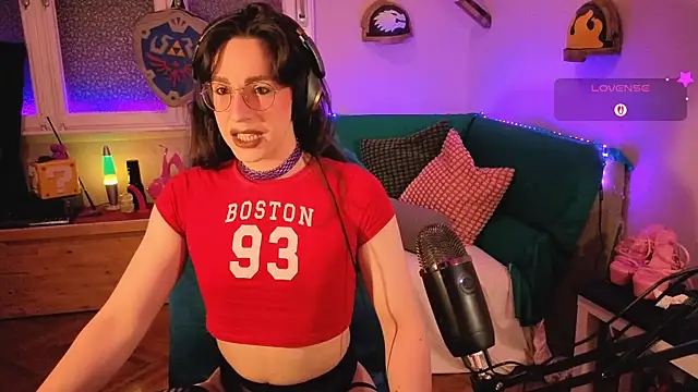Zesty Peach online show from 06.10.26
