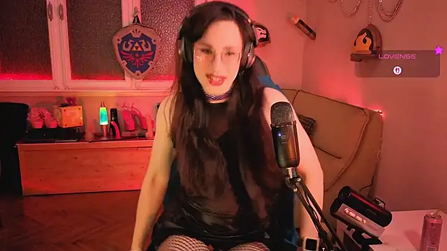 Zesty Peach online show from 06.14.26