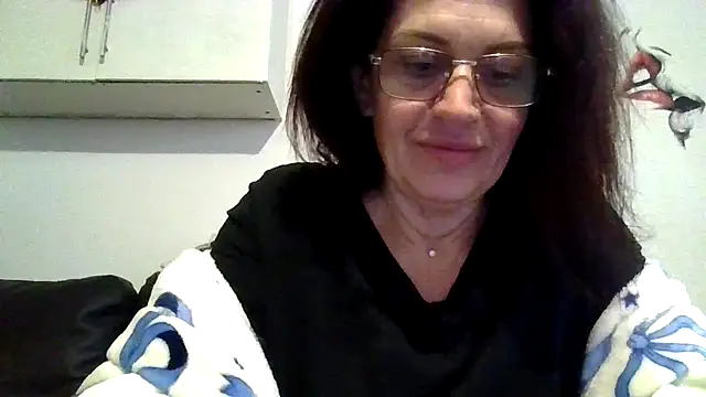 RubyyRosee online show from 04.21.26