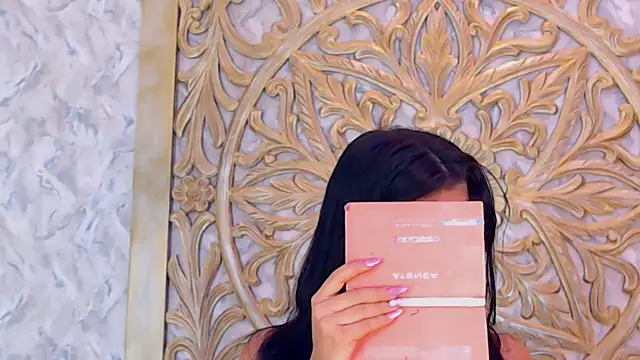 Snapshot of MelodyCarsson chatting on 10.21.25 MelodyCarsson online show from 10.21.25