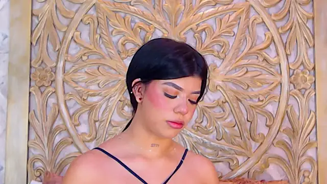 Snapshot of MelodyCarsson chatting on 10.28.25 MelodyCarsson online show from 10.28.25