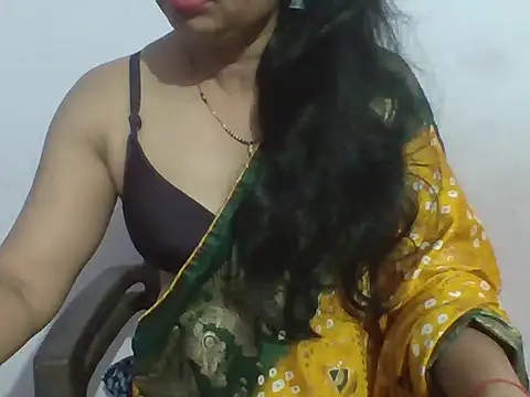 Snapshot of Marathi_q4een01 chatting on 06.17.26 Marathi q4een01 online show from 06.17.26