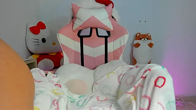 Snapshot of akame_meow chatting on 09.27.25 akame meow online show from 09.27.25