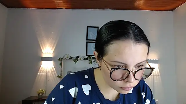 Megan 05  online show from 09.22.25