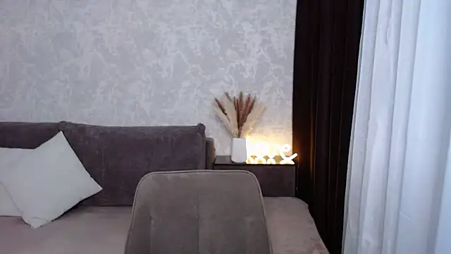 IrisJones online show from 06.02.26