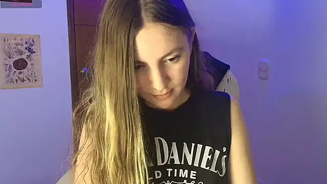 velvet  moon online show from 03.02.26