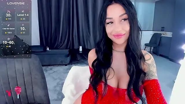 Snapshot of oh_julya chatting on 12.24.24 oh julya online show from 12.24.24