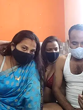 hot plak online show from 11.18.25