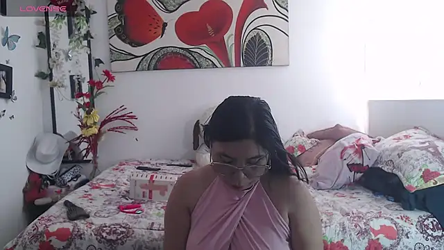 Snapshot of anii_mantilla chatting on 07.31.26 anii mantilla online show from 07.31.26