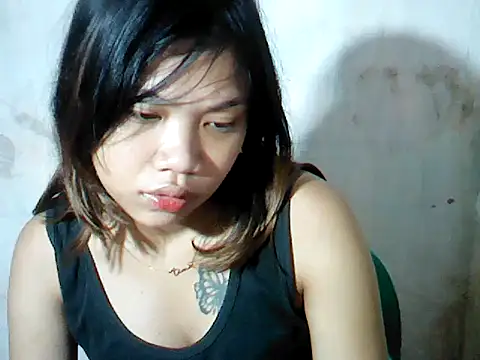 Snapshot of MorenaLovelyPinay24 chatting on 10.18.25 MorenaLovelyPinay24 online show from 10.18.25