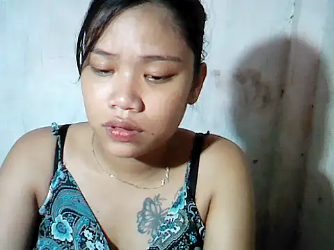 Snapshot of MorenaLovelyPinay24 chatting on 10.31.25 MorenaLovelyPinay24 online show from 10.31.25