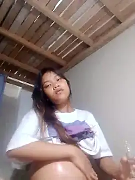 Snapshot of MorenaLovelyPinay24 chatting on 11.12.25 MorenaLovelyPinay24 online show from 11.12.25