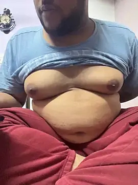 Snapshot of Shaikh_726910 chatting on 02.15.26 Shaikh 726910 online show from 02.15.26