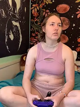 Snapshot of angelbliss10100 chatting on 12.18.25 angelbliss10100 online show from 12.18.25