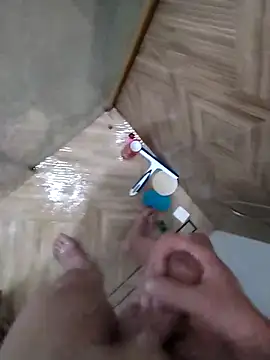 Snapshot of Pio185 chatting on 02.04.26 Pio185 online show from 02.04.26