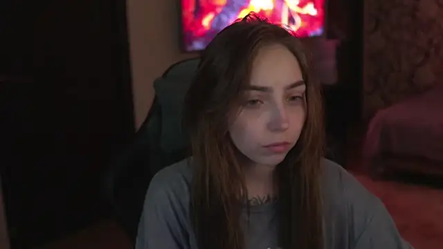 Snapshot of lis_silver chatting on 09.21.25 lis silver online show from 09.21.25