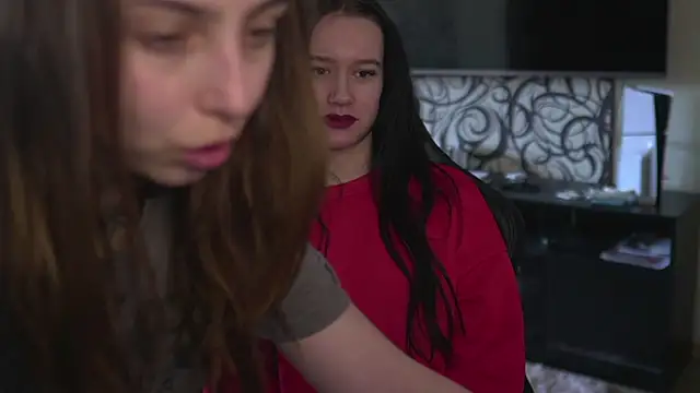 Snapshot of lis_silver chatting on 02.17.26 lis silver online show from 02.17.26