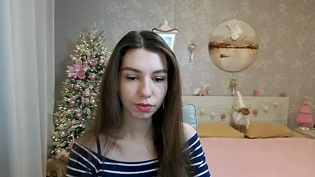 Snapshot of KellyShines chatting on 01.12.26 KellyShines online show from 01.12.26