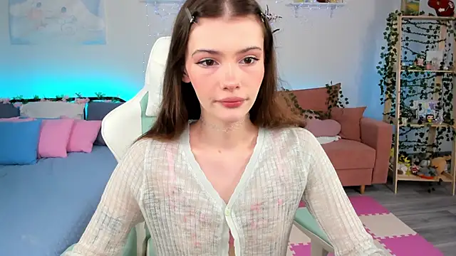 Zoe Vee online show from 07.22.26