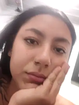 Megara 25 online show from 11.25.25