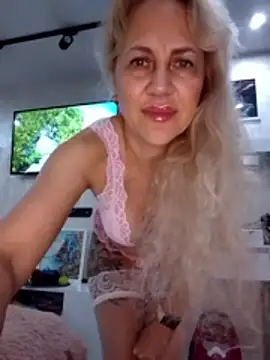KissMiSveet online show from 04.26.26