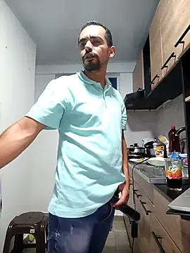 Snapshot of stivenlujan69 chatting on 01.07.26 stivenlujan69 online show from 01.07.26