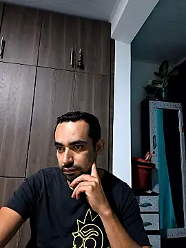 Snapshot of stivenlujan69 chatting on 01.09.26 stivenlujan69 online show from 01.09.26