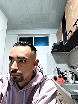 Snapshot of stivenlujan69 chatting on 01.19.26 stivenlujan69 online show from 01.19.26