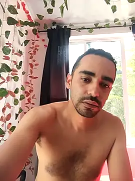 Snapshot of stivenlujan69 chatting on 02.09.26 stivenlujan69 online show from 02.09.26