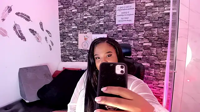 Snapshot of Elsie_morris12 chatting on 09.20.25 Elsie morris12 online show from 09.20.25