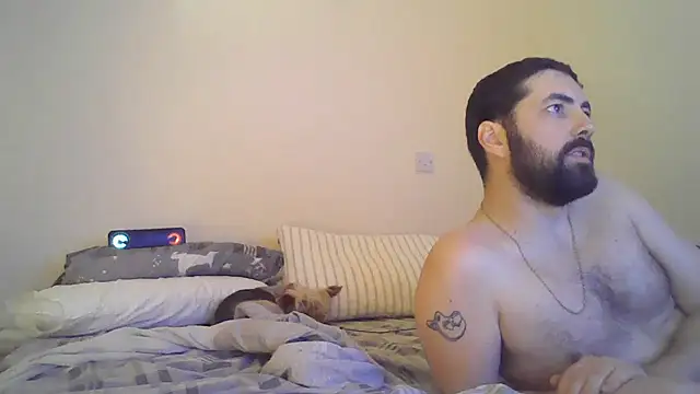 Snapshot of str8matesirishoz chatting on 10.17.25 str8matesirishoz online show from 10.17.25