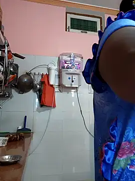 Snapshot of Sonalihot_ chatting on 09.19.25 Sonalihot online show from 09.19.25