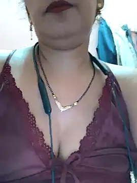 Snapshot of Sonalihot_ chatting on 09.27.25 Sonalihot online show from 09.27.25