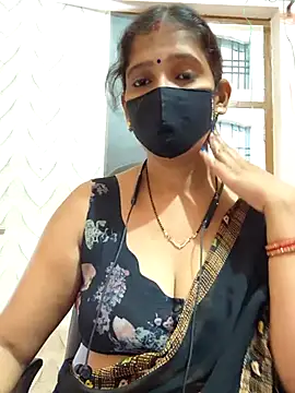 Snapshot of Sonalihot_ chatting on 09.29.25 Sonalihot online show from 09.29.25