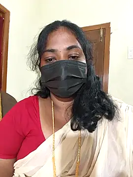 Snapshot of Tamil_Mithra chatting on 11.08.25 Tamil Mithra online show from 11.08.25